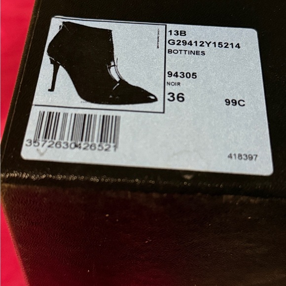 Chanel Black Ankle Boots with Quilted Detailing - Picture 9 of 10